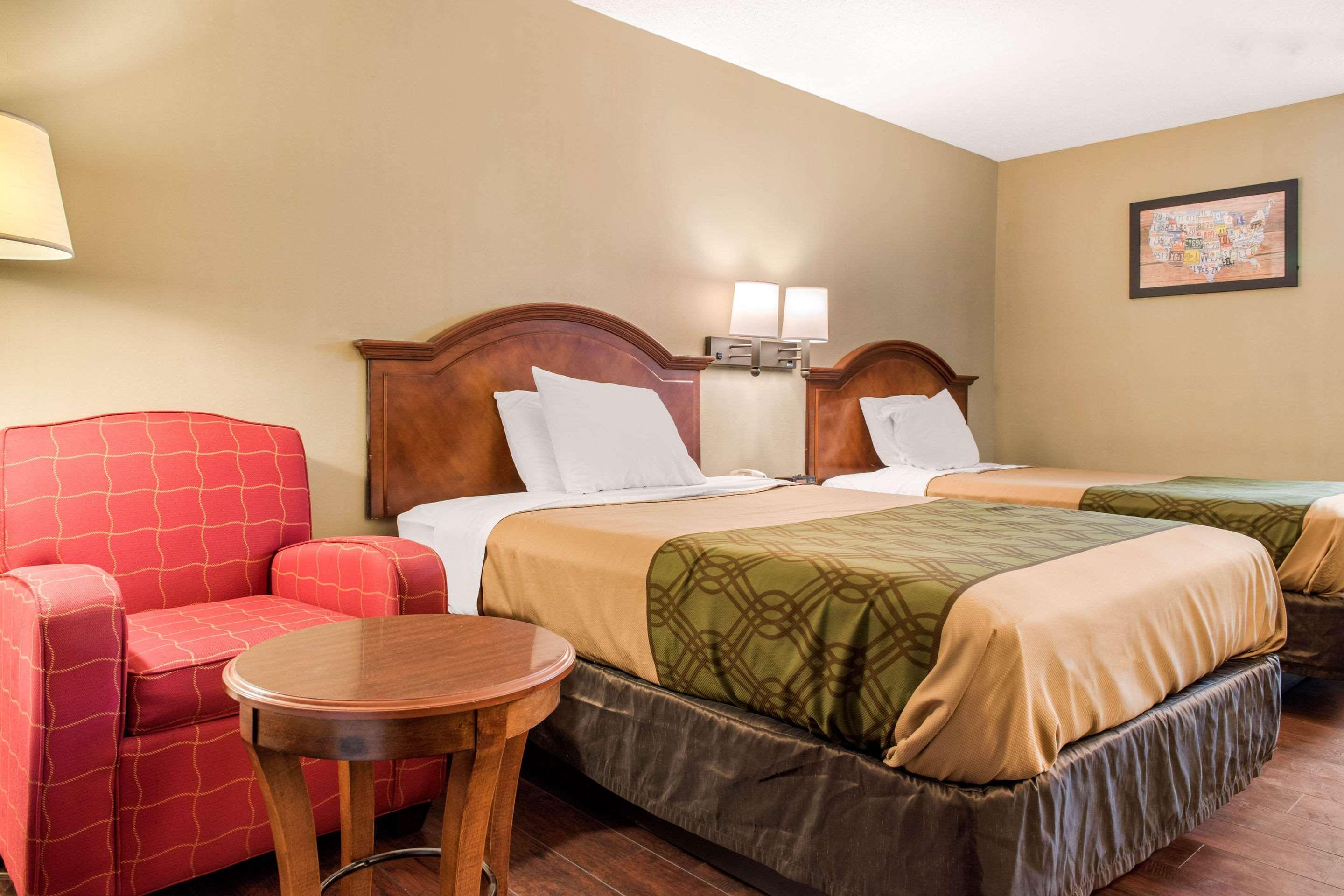 Econo Lodge Holland Екстериор снимка